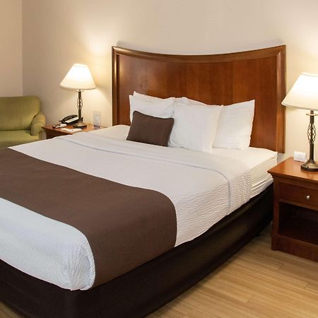 Best Western I-5 Inn & Suites Лоди Экстерьер фото