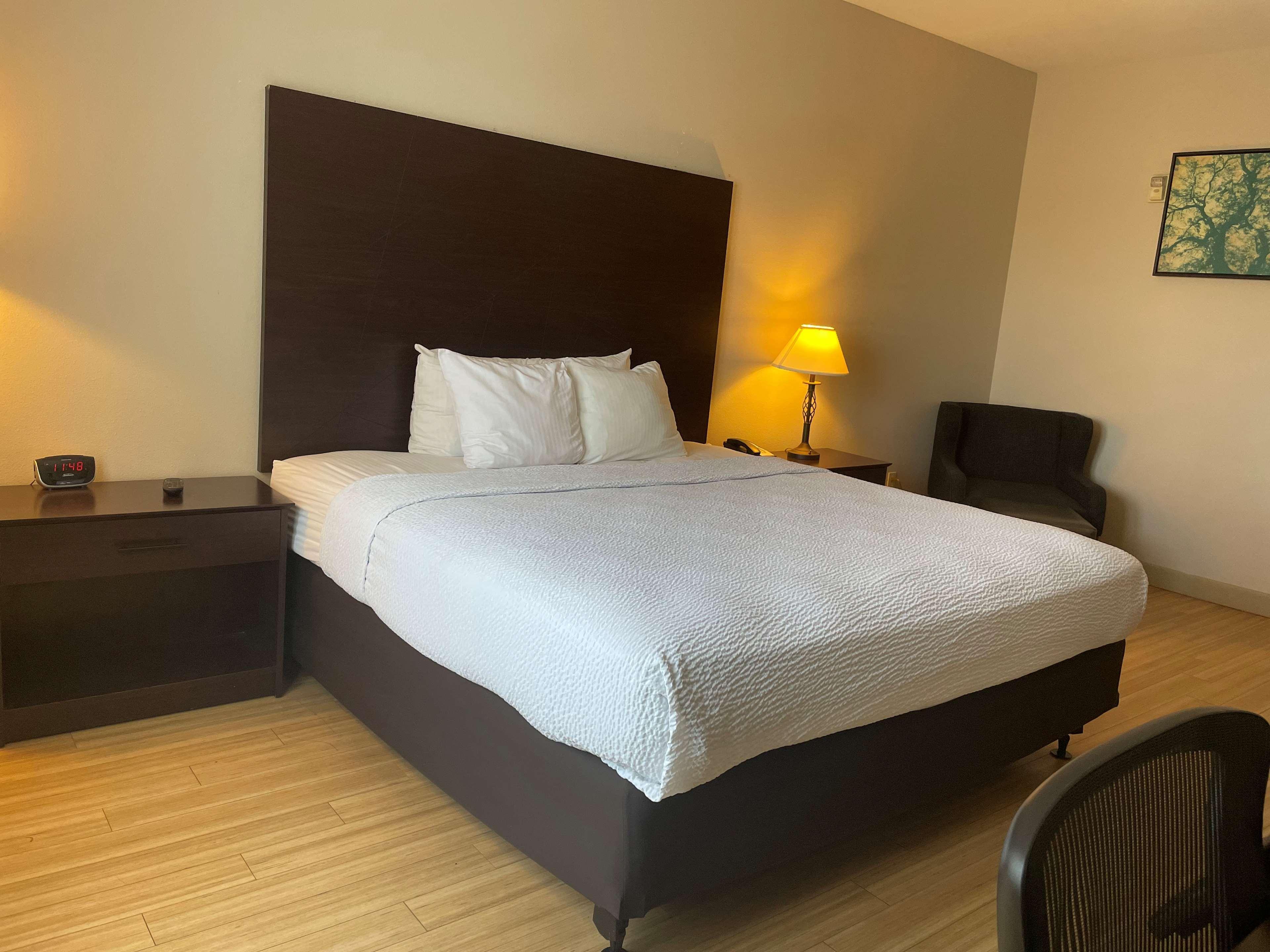 Best Western I-5 Inn & Suites Лоди Экстерьер фото